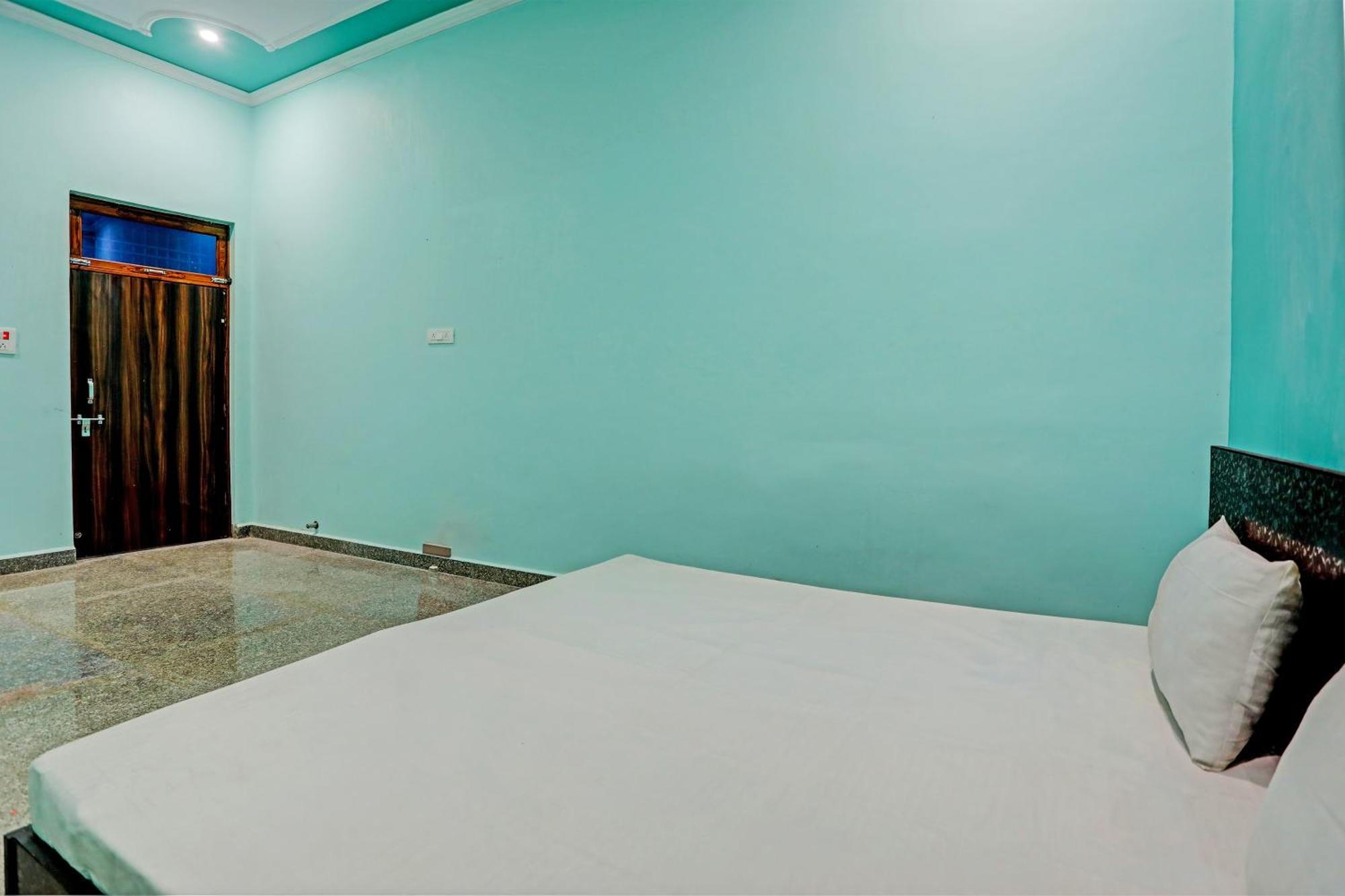 Oyo Moon Light Hotel Etah Exterior foto