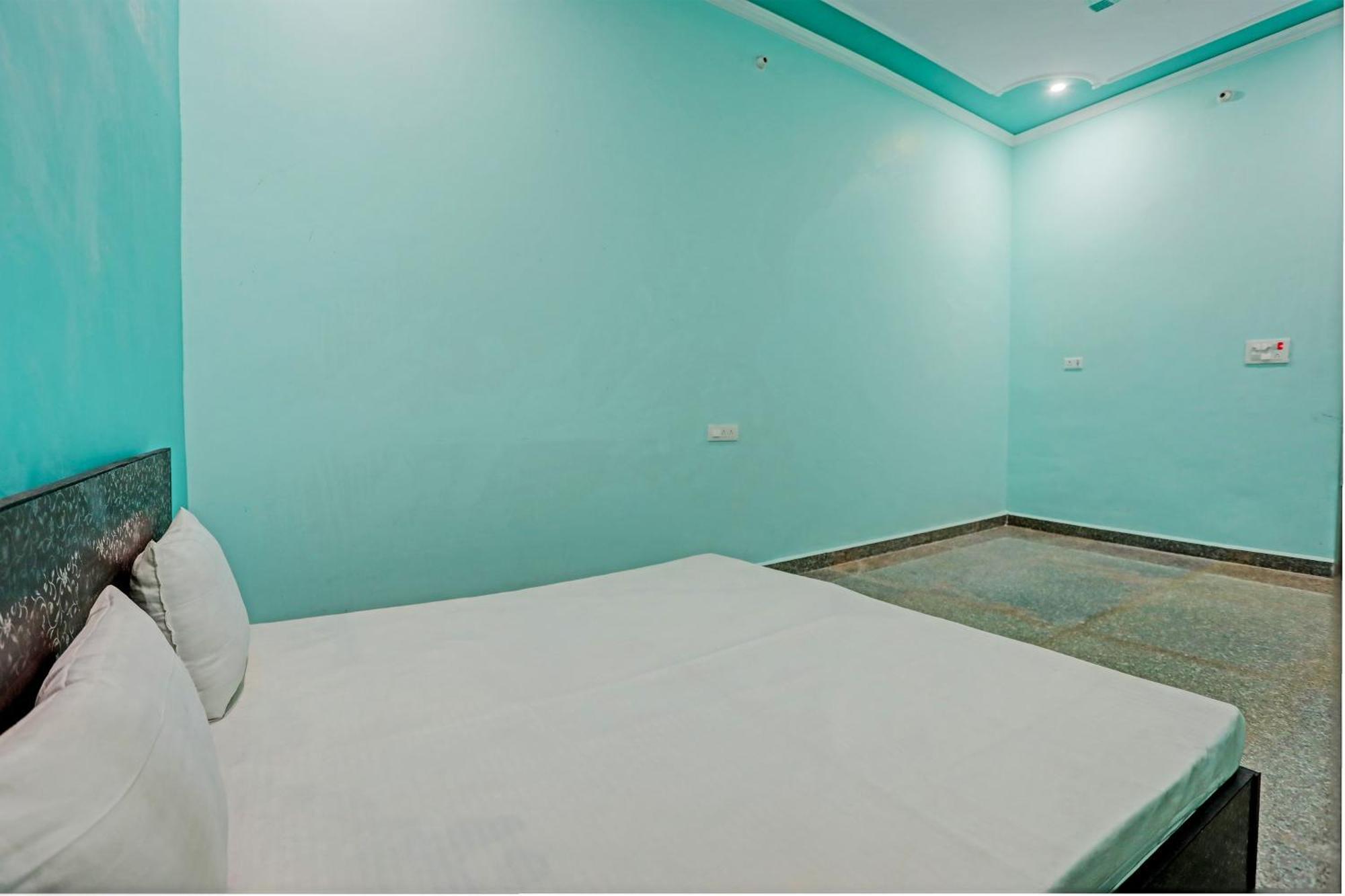 Oyo Moon Light Hotel Etah Exterior foto