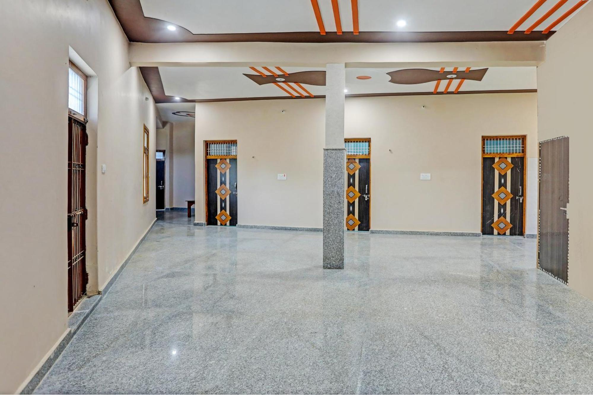Oyo Moon Light Hotel Etah Exterior foto